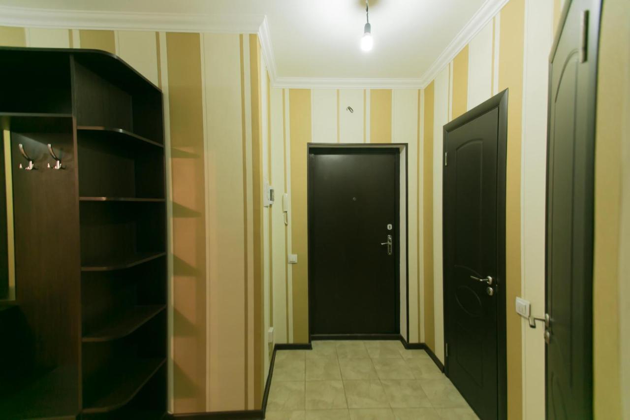 Cozy Apartment On Sarayshyq Street 5E Astana Exterior foto
